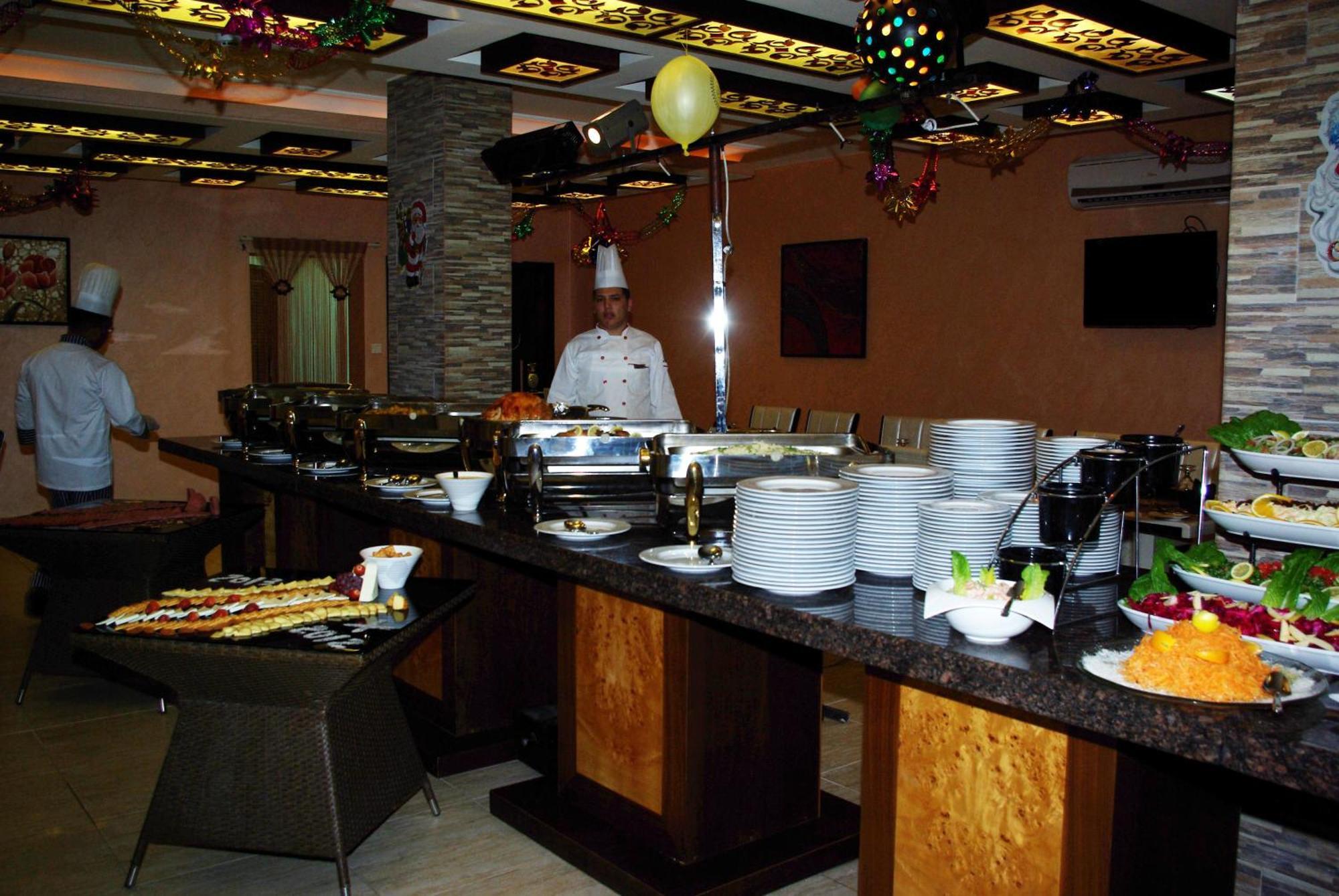Seven Wonders Hotel Wadi Musa Exterior photo