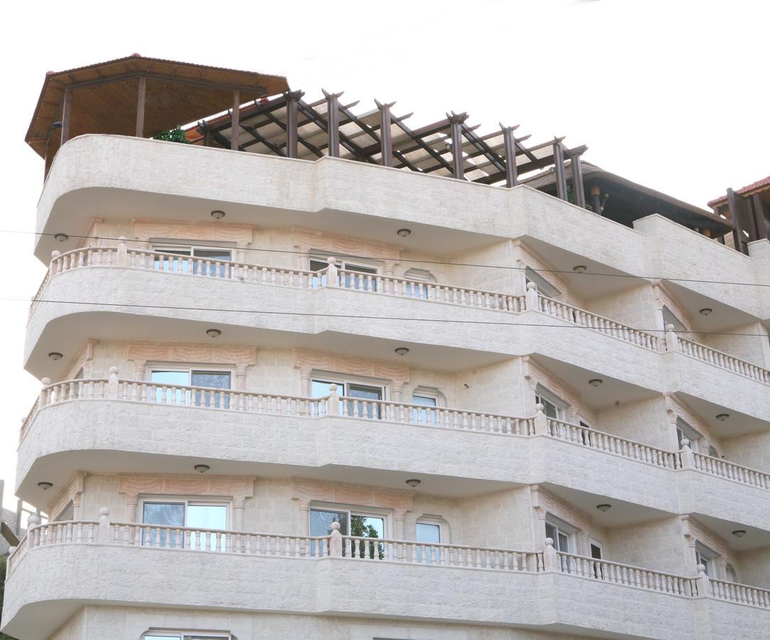 Seven Wonders Hotel Wadi Musa Exterior photo