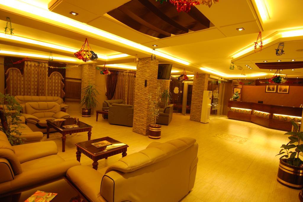 Seven Wonders Hotel Wadi Musa Exterior photo